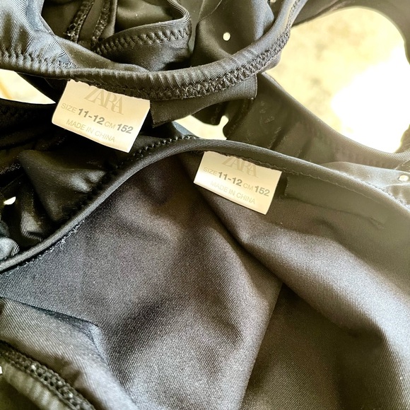 Zara Kids Bikini with Ruffles - Picture 5 of 5